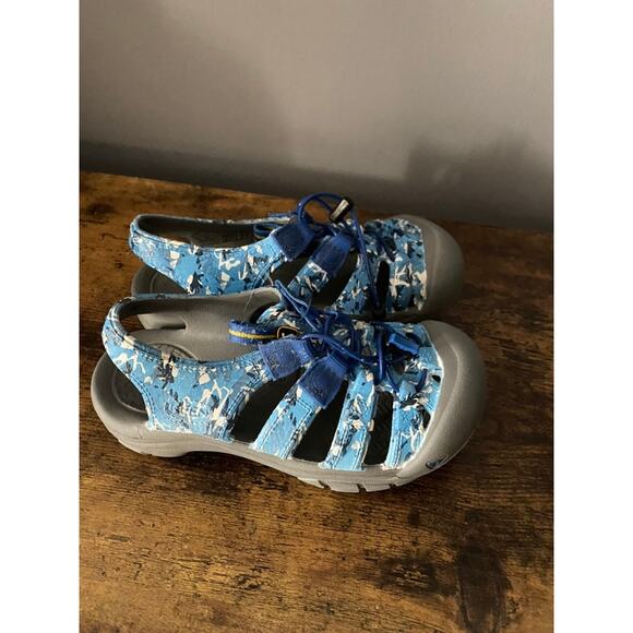 Keen Blue Water Shoes | Size 3 - Picture 1 of 7